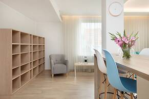 8ERA Business Executive Rotermanni Apts