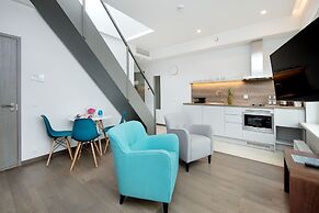 8ERA Business Executive Rotermanni Apts
