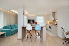 8ERA Business Executive Rotermanni Apts