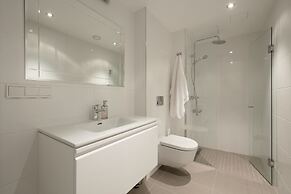 8ERA Business Executive Rotermanni Apts