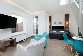 8ERA Business Executive Rotermanni Apts