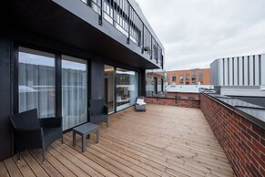 8ERA Business Executive Rotermanni Apts