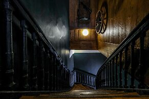 Blacksmith Old Town Apartments