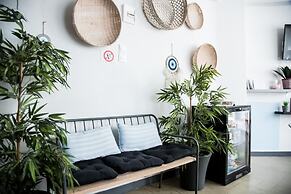 Thanasis Place Hostel