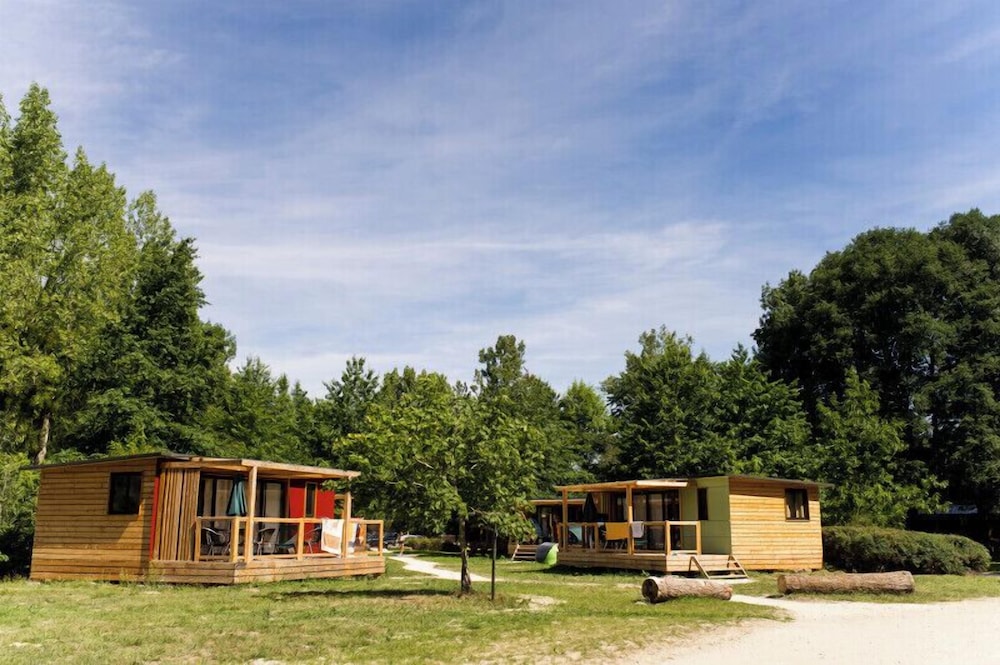 Huttopia les Chateaux