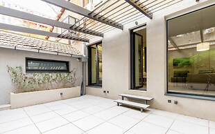 Teanna Lux Apartments