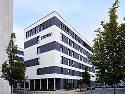 STAYERY Bielefeld - Hauptbahnhof & Stadthalle