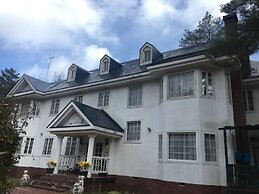 Petit Hotel and Restaurant Air Mail