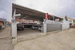 Super OYO 1868 Penginapan Sekip