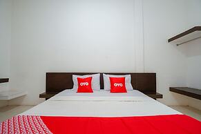 Super OYO 1868 Penginapan Sekip