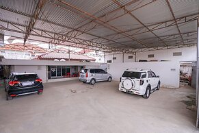 Super OYO 1868 Penginapan Sekip