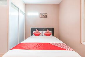 Hotel O J&b Room Pramuka