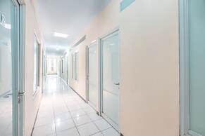 Hotel O J&b Room Pramuka