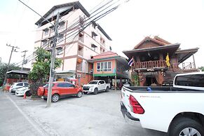 OYO 689 Baan Yuyuen