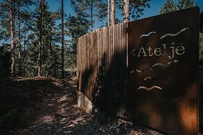 Mavens Kustnära Stugor
