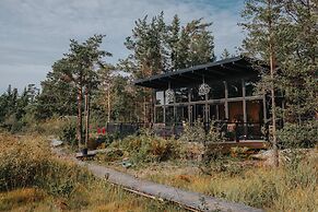 Mavens Kustnära Stugor