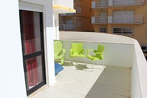 1 6 Torre Sol by Casa & Papeis