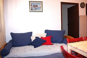 Dora Apartments