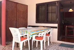 Dora Apartments
