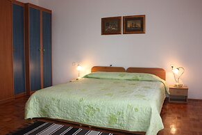Nives Apartment