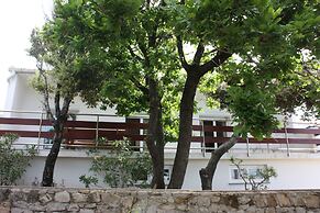 Pintar Apartment