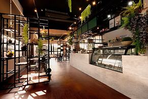 K-1 Hotel