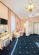 Vintage Hotel