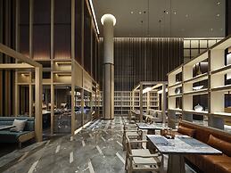 HUALUXE Nanjing Yangtze River by IHG