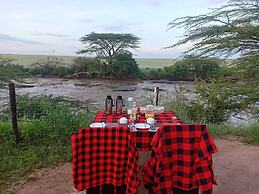 Mara Duma Bush Camp