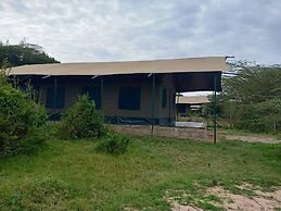 Mara Duma Bush Camp