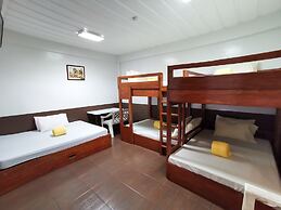 Pacific Waves Inn Annex