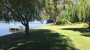 Waterview- Stoneleigh at Yarra