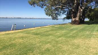 Waterview- Stoneleigh at Yarra