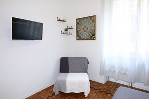 Unique Luxury Apartment and Rooms