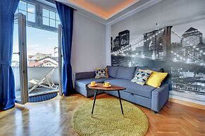Grand Apartments - Brooklyn