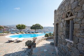 Villa Anemoessa Royal Violet with pool