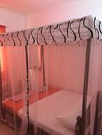 toropi homestay