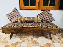 toropi homestay