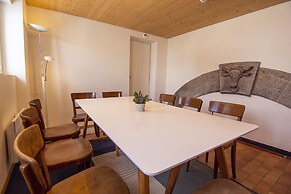 Sust lodge