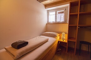 Sust lodge