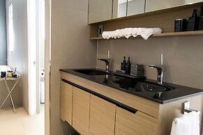 Seacliff Apartments