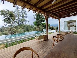Roukh Kiri Khaoyai, The Centara Collection