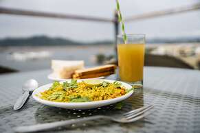The Lake View Hotel – On Lake Pichola