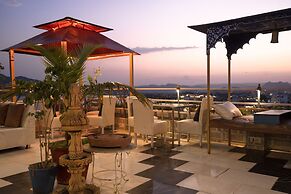 The Lake View Hotel – On Lake Pichola