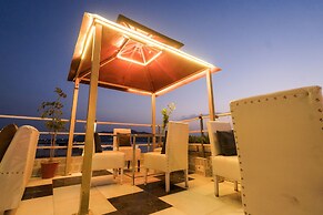 The Lake View Hotel – On Lake Pichola