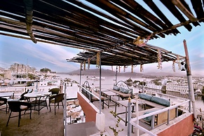 The Lake View Hotel – On Lake Pichola
