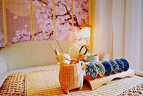 Avatar Japan Impression Queen Bed & High Rise View