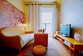 Avatar Japan Impression Queen Bed & High Rise View