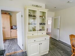 2 Castle Cove