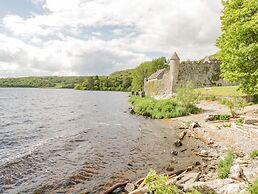 2 Castle Cove